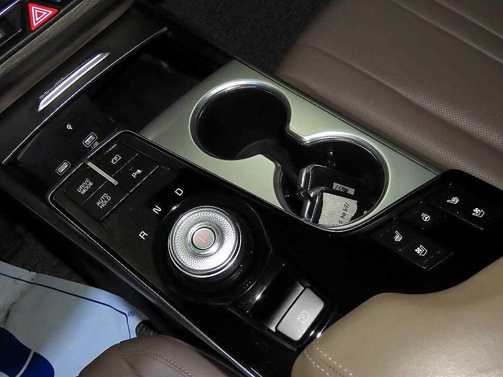 기아 K8 2.5 2WD 노블레스 이미지 12