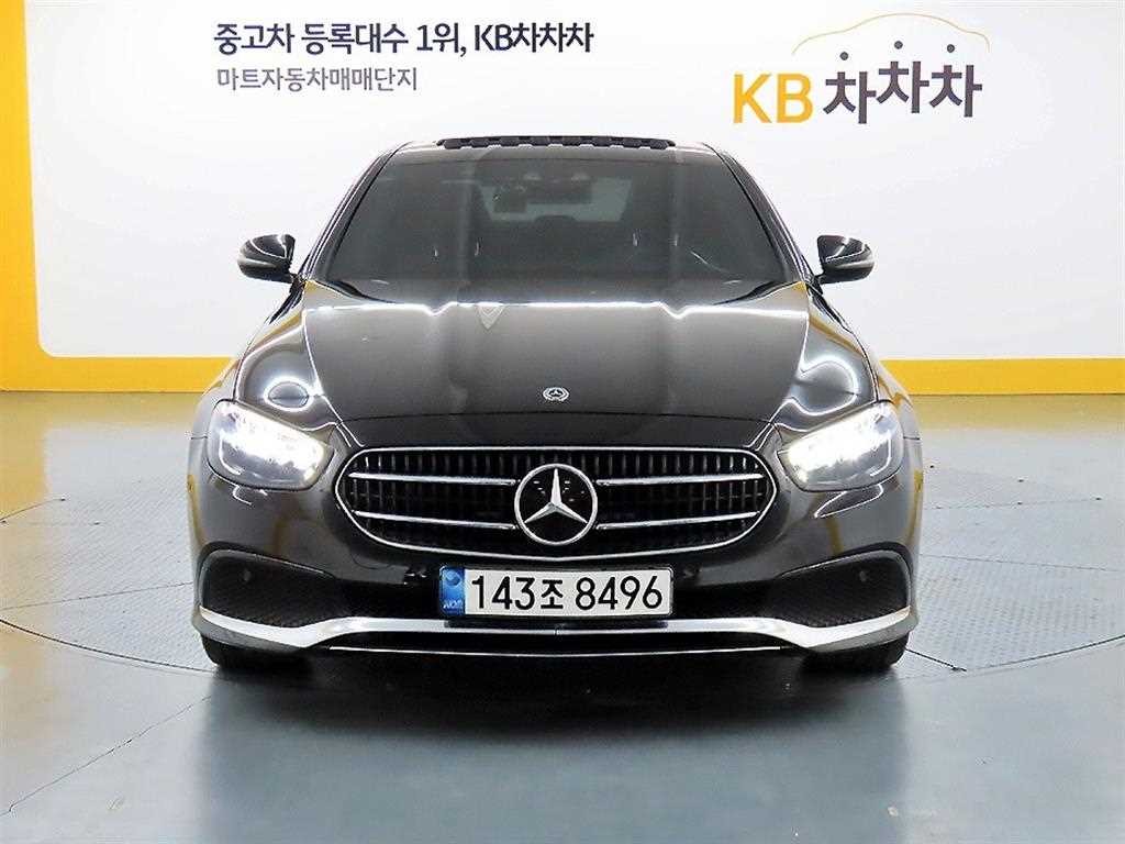 벤츠 E 클래스 E-클래스 W213 E250 아방가르드 이미지 1