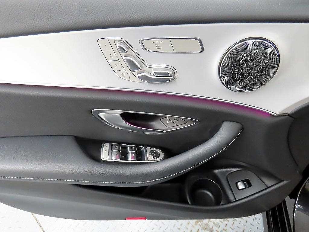 벤츠 E 클래스 E-클래스 W213 E250 아방가르드 이미지 11