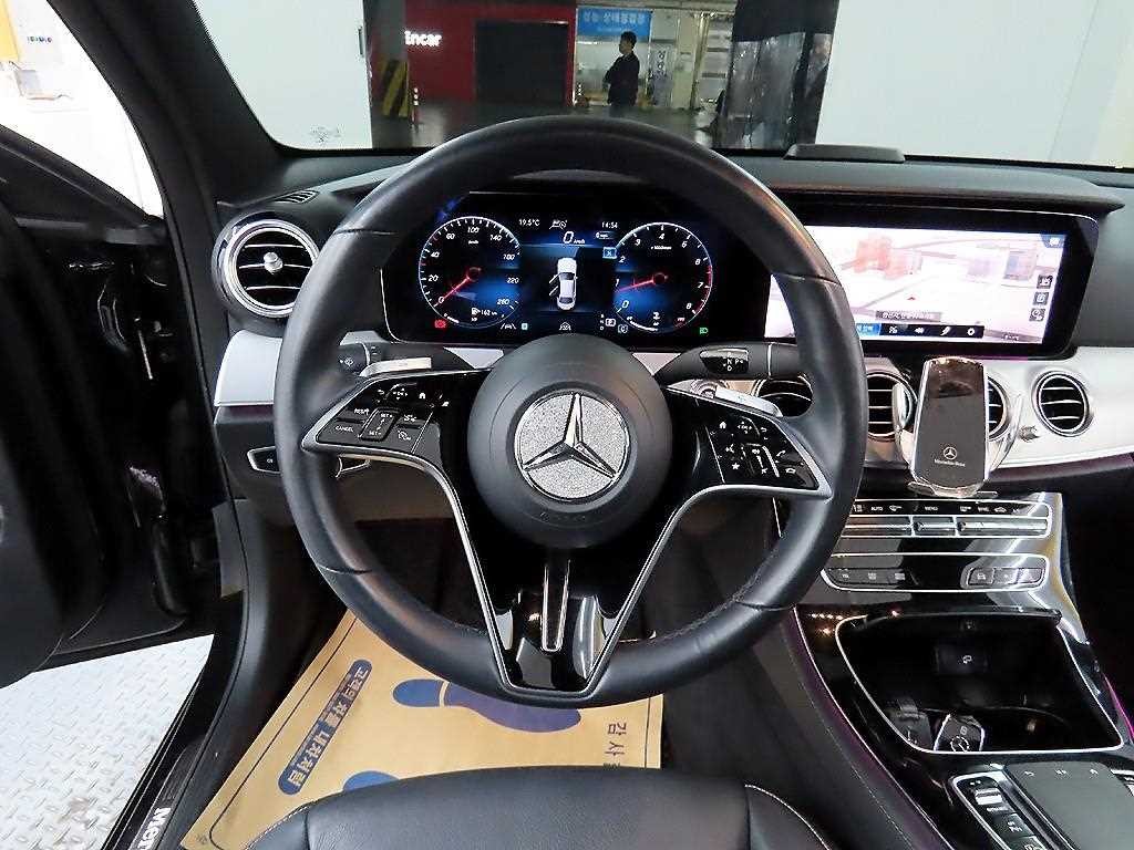 벤츠 E 클래스 E-클래스 W213 E250 아방가르드 이미지 9