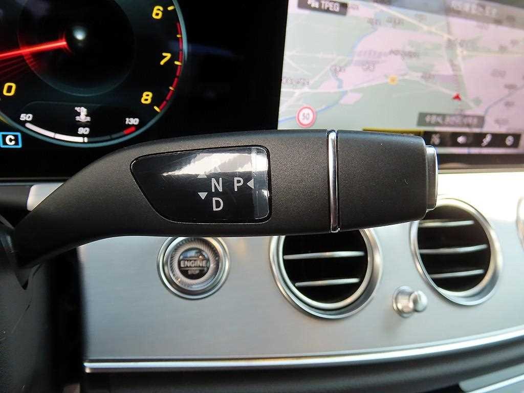 벤츠 E 클래스 E-클래스 W213 E250 아방가르드 이미지 10