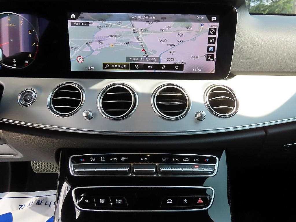 벤츠 E 클래스 E-클래스 W213 E250 아방가르드 이미지 13