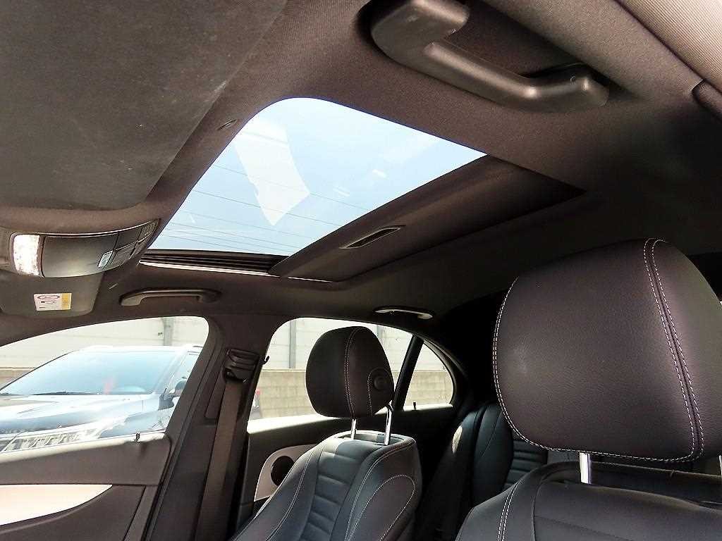 벤츠 E 클래스 E-클래스 W213 E250 아방가르드 이미지 17