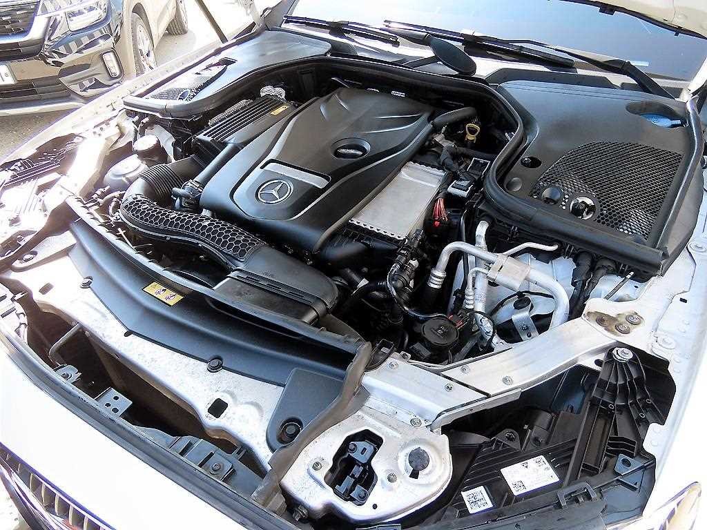벤츠 E 클래스 E-클래스 W213 E250 아방가르드 이미지 19