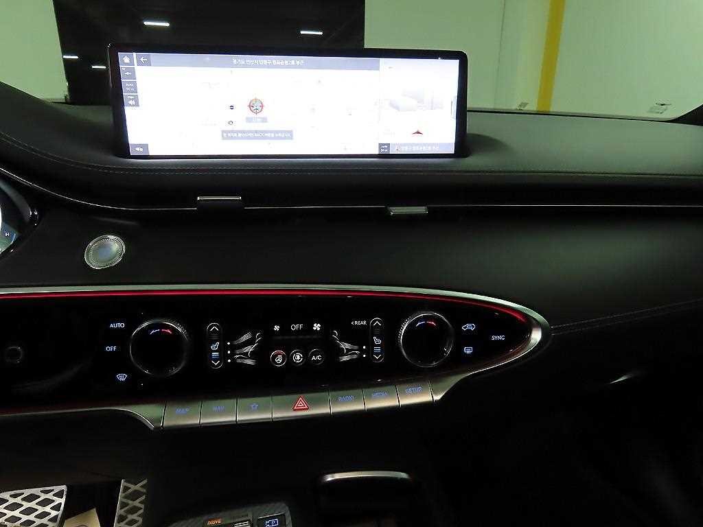 제네시스 GV70 2.5T 가솔린 AWD 이미지 13