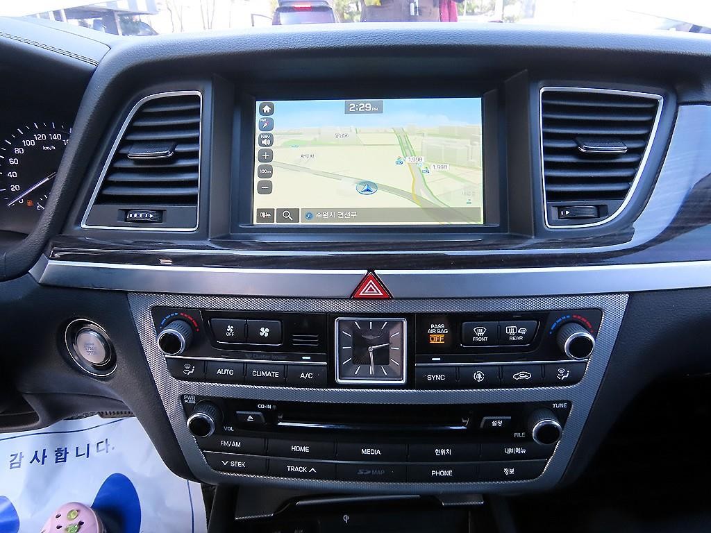 제네시스 G80 2.2D AWD 프리미엄 럭셔리 이미지 13