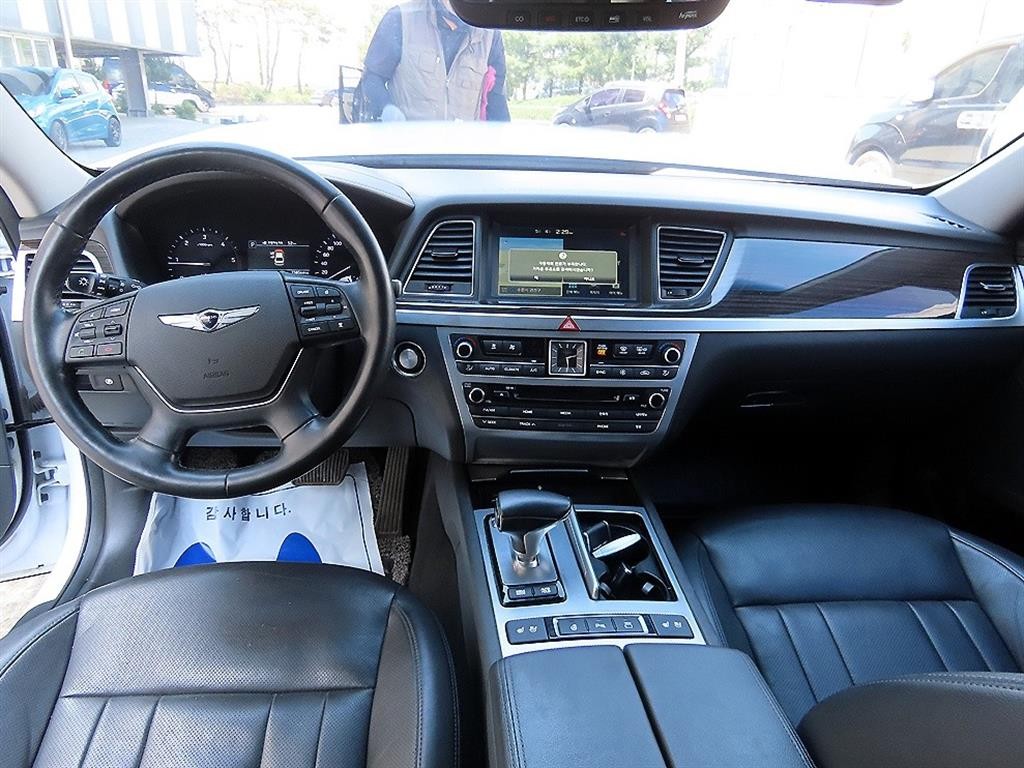제네시스 G80 2.2D AWD 프리미엄 럭셔리 이미지 7