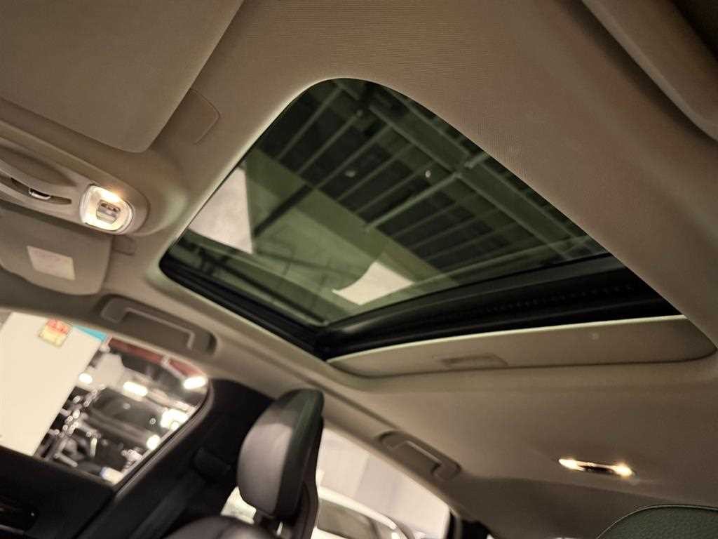 볼보 S90 D4 모멘텀 이미지 17