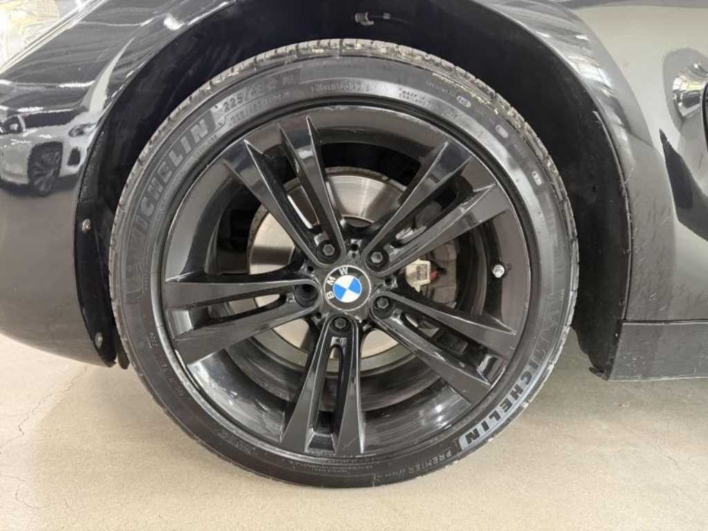 BMW 4시리즈 4시리즈 (F32) 420d xDRIVE 그란쿠페 스포츠 이미지 17
