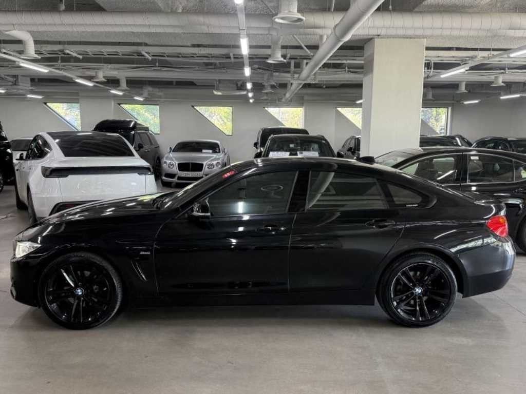 BMW 4시리즈 4시리즈 (F32) 420d xDRIVE 그란쿠페 스포츠 이미지 5