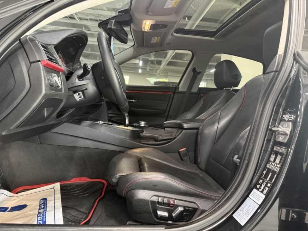 BMW 4시리즈 4시리즈 (F32) 420d xDRIVE 그란쿠페 스포츠 이미지 7