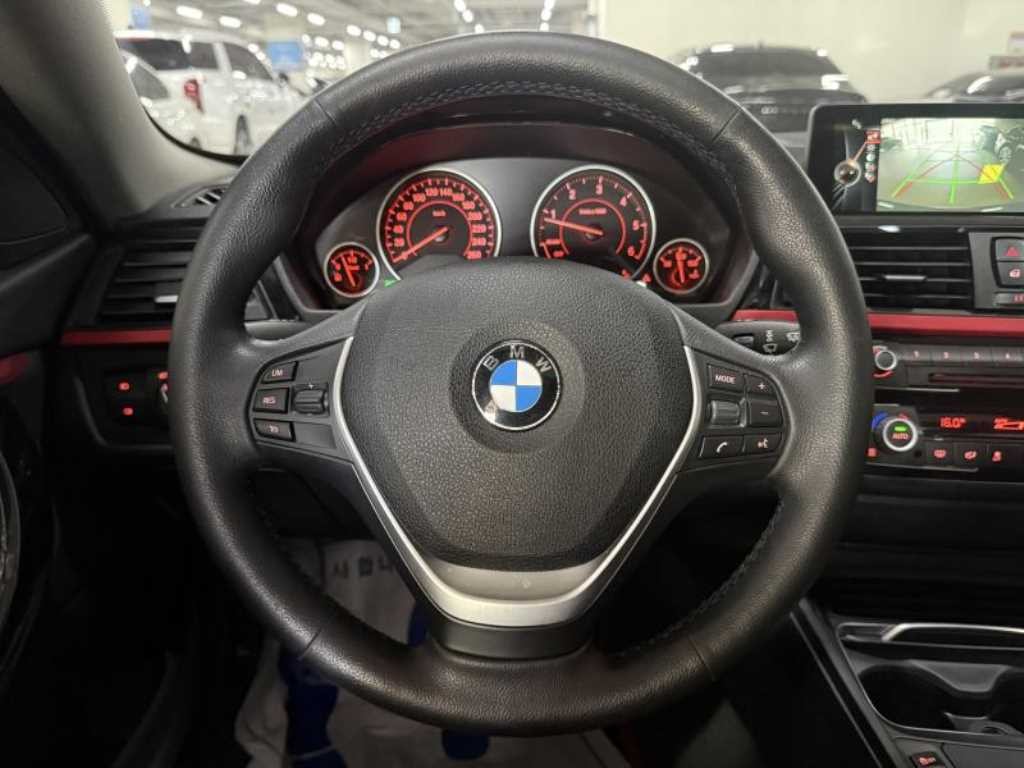 BMW 4시리즈 4시리즈 (F32) 420d xDRIVE 그란쿠페 스포츠 이미지 9