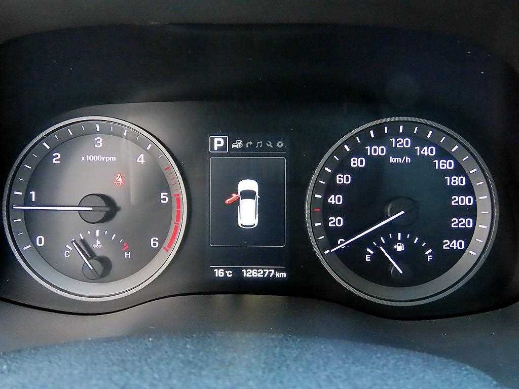 현대 투싼 올뉴투싼 디젤 1.7 2WD 프리미엄 이미지 9