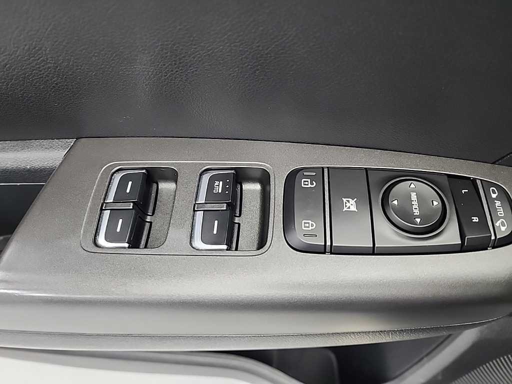 기아 스포티지 스포티지 더 볼드 2.0 디젤 2WD 프레스티지 이미지 17