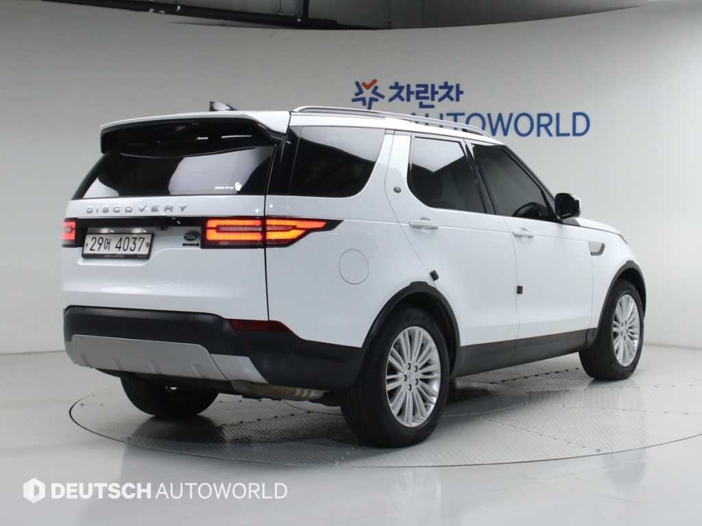 랜드로버 디스커버리 디스커버리5 3.0 TD6 HSE 럭셔리 이미지 2