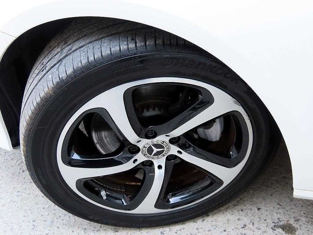 벤츠 E 클래스 E-클래스 W213 E250 아방가르드 이미지 20