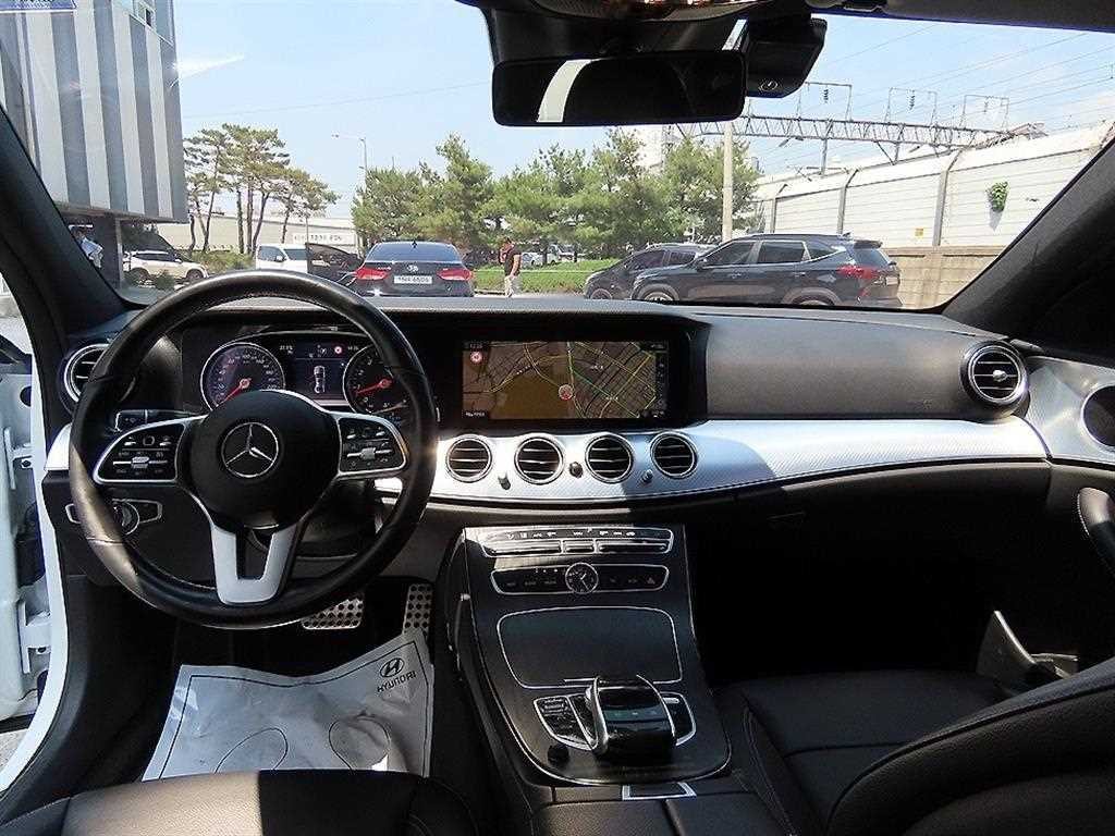 벤츠 E 클래스 E-클래스 W213 E250 아방가르드 이미지 7