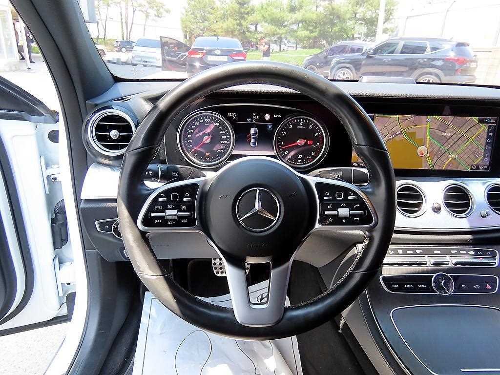 벤츠 E 클래스 E-클래스 W213 E250 아방가르드 이미지 8