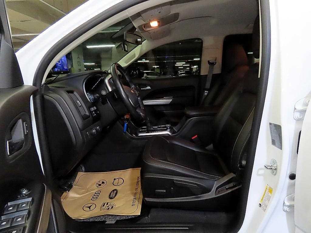 쉐보레 콜로라도 리얼 뉴 콜로라도 3.6 익스트림-X 4WD 이미지 6