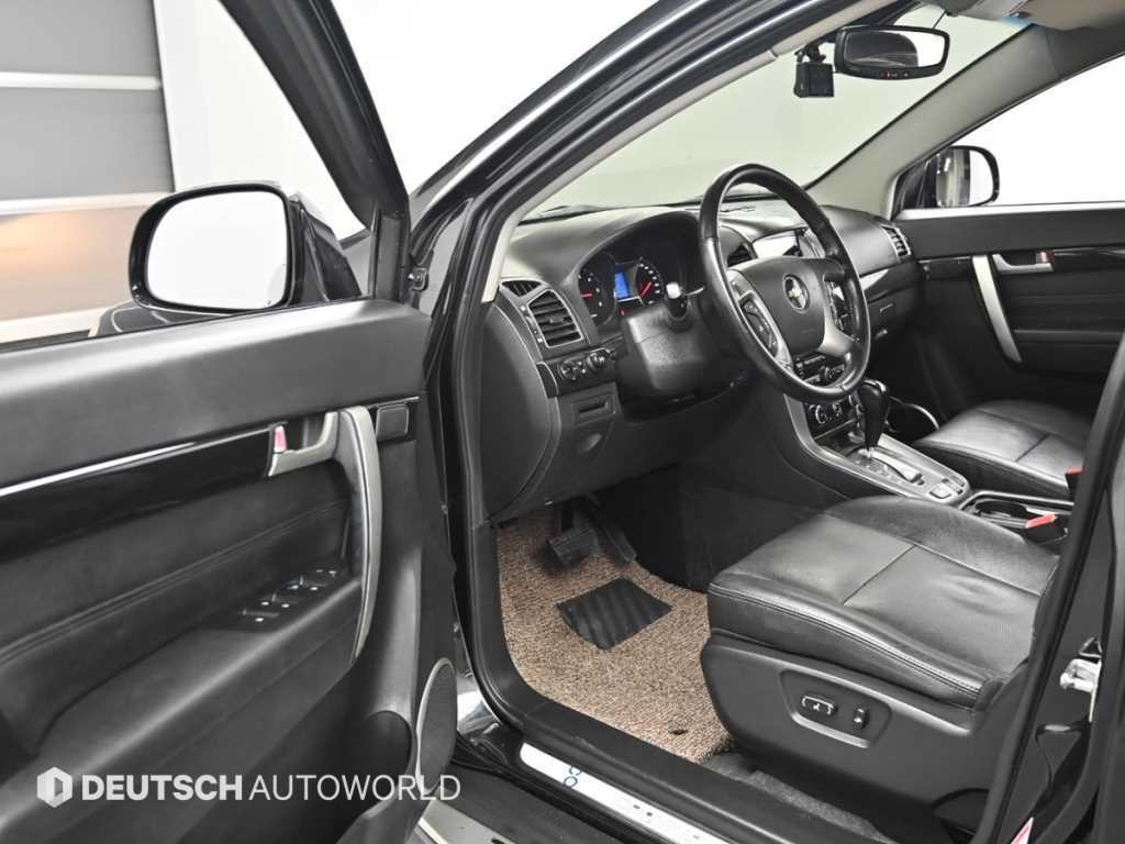 쉐보레 캡티바 2.2 4WD LTZ 7인 이미지 11