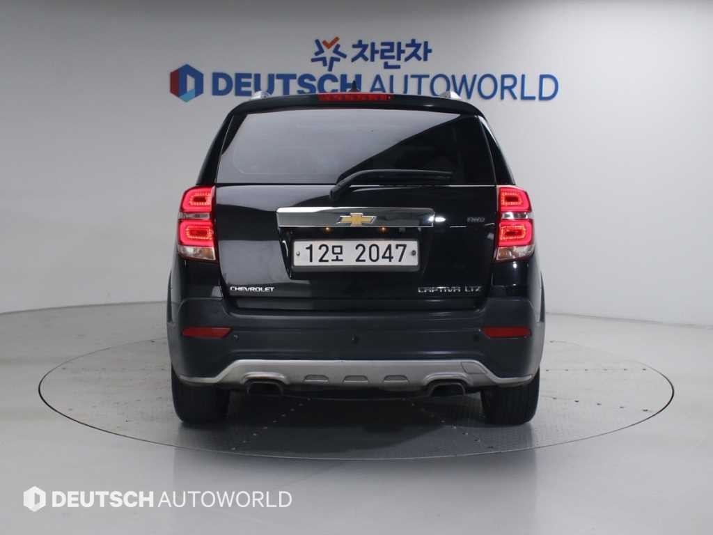쉐보레 캡티바 2.2 4WD LTZ 7인 이미지 4