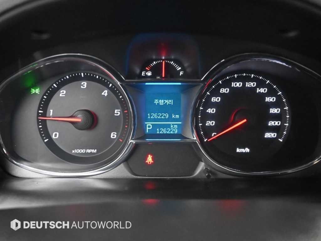 쉐보레 캡티바 2.2 4WD LTZ 7인 이미지 8