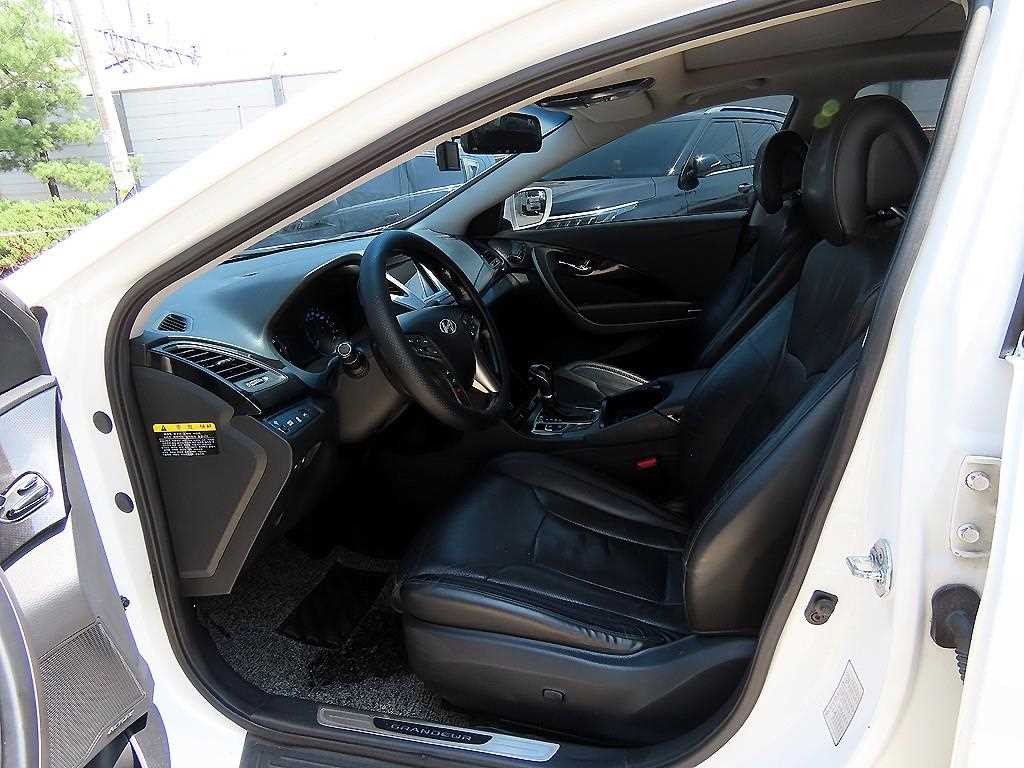 현대 그랜저 그랜저 HG LPG HG300 PREMIUM 이미지 5