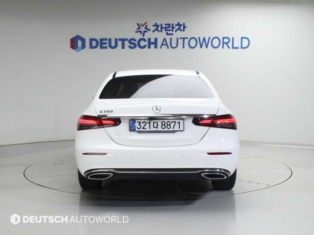 벤츠 E 클래스 E-클래스 W213 E250 아방가르드 이미지 4