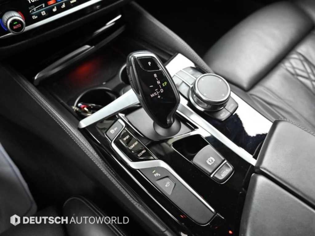 BMW 5시리즈 5시리즈 (G30) 530i xDrive M 스포츠 플러스 이미지 9