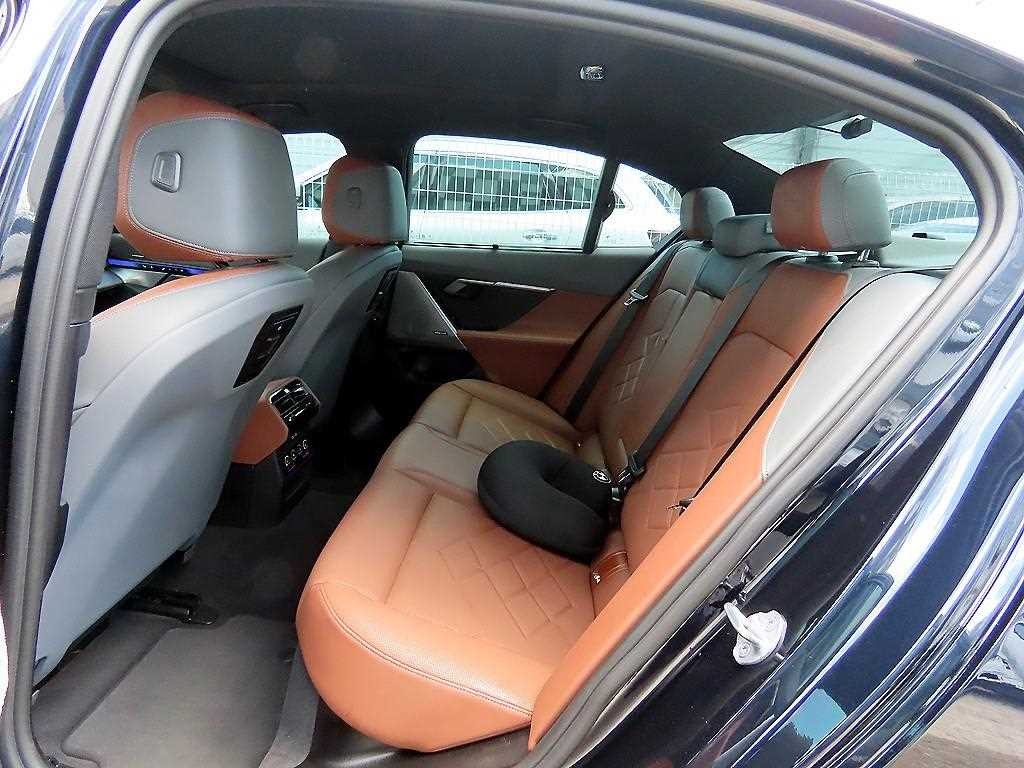 BMW 5시리즈 5시리즈 (G60) 530i xDrive M 스포츠 이미지 6
