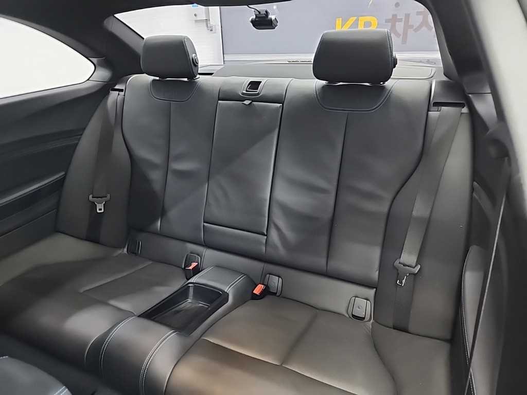 BMW 2시리즈 M2 (F87) 쿠페 이미지 12