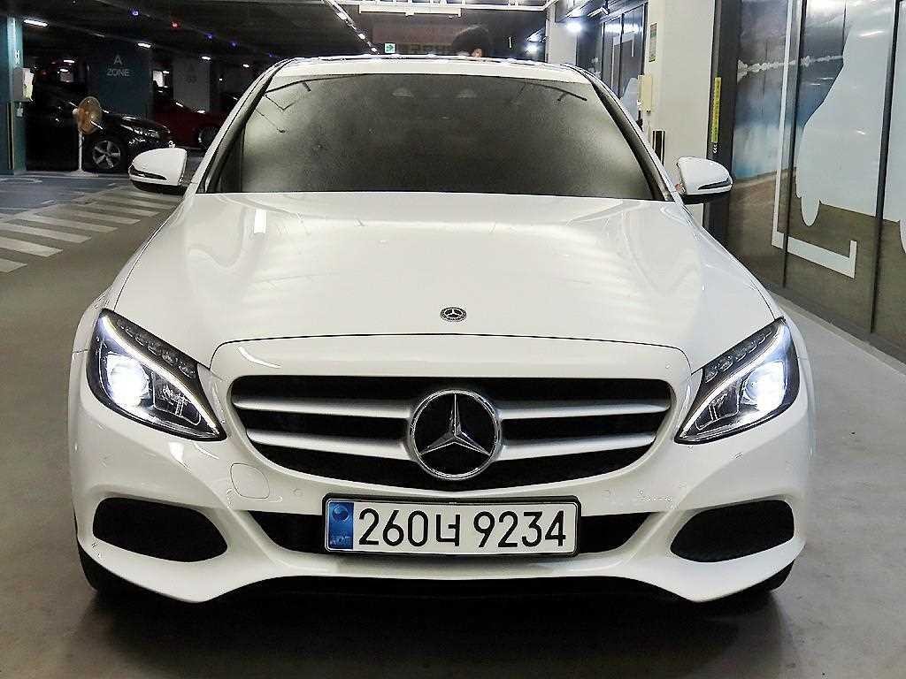 벤츠 C 클래스 C클래스 W205 C200 이미지 1