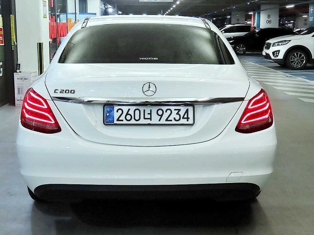 벤츠 C 클래스 C클래스 W205 C200 이미지 5