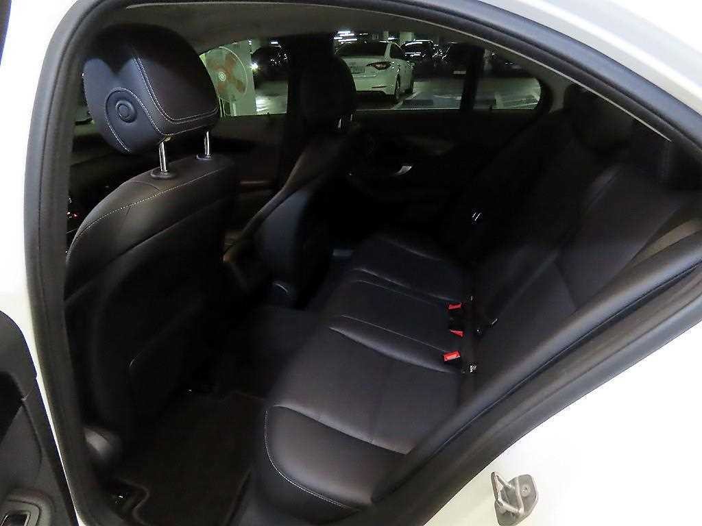 벤츠 C 클래스 C클래스 W205 C200 이미지 7