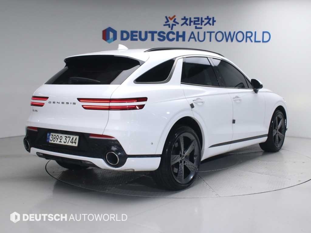 제네시스 GV70 2.5T 가솔린 2WD 스포츠 이미지 2