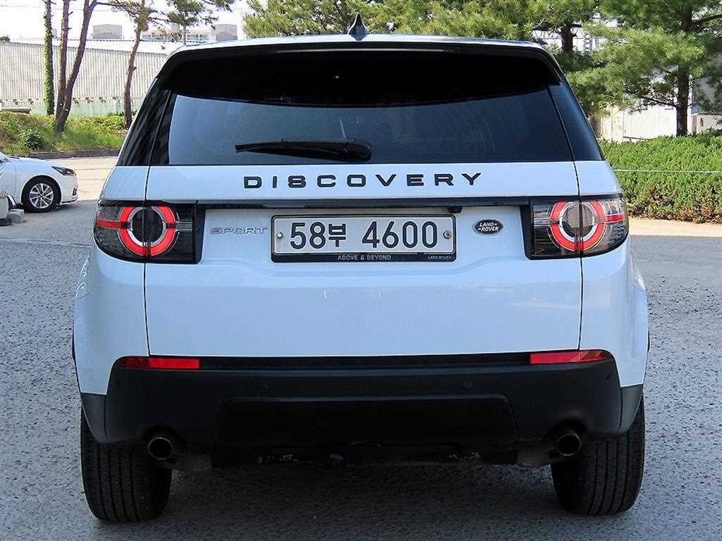 랜드로버 디스커버리 스포츠 2.0 TD4 SE(150마력) 이미지 4