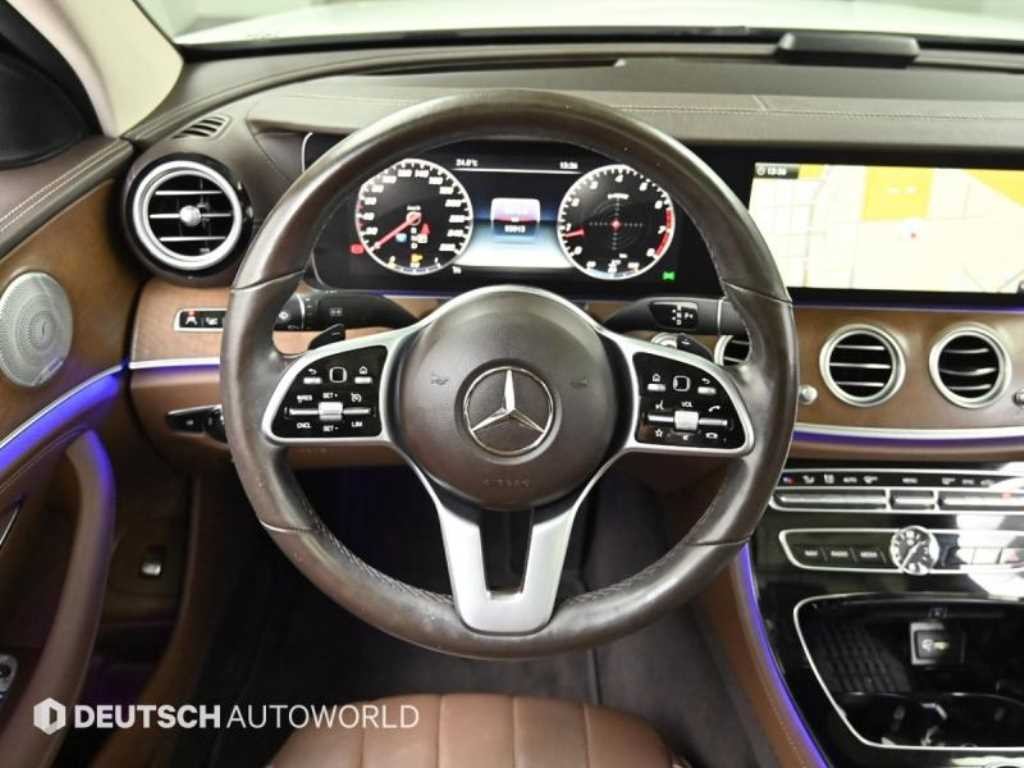 벤츠 E 클래스 E-클래스 W213 E300 4MATIC 익스클루시브 이미지 13