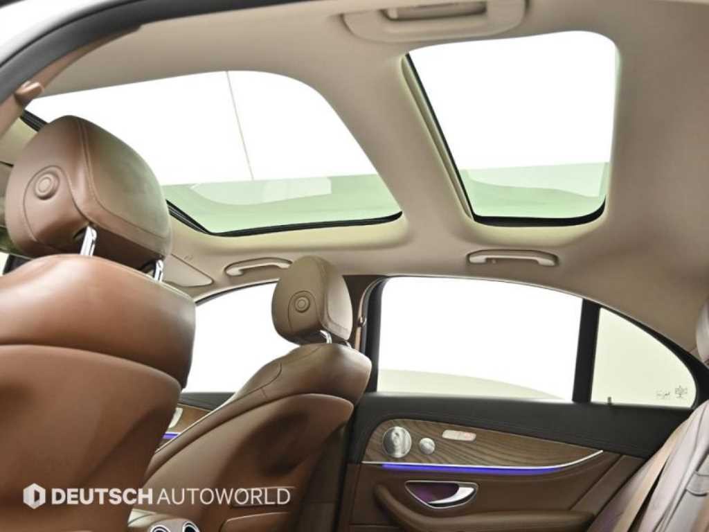 벤츠 E 클래스 E-클래스 W213 E300 4MATIC 익스클루시브 이미지 18