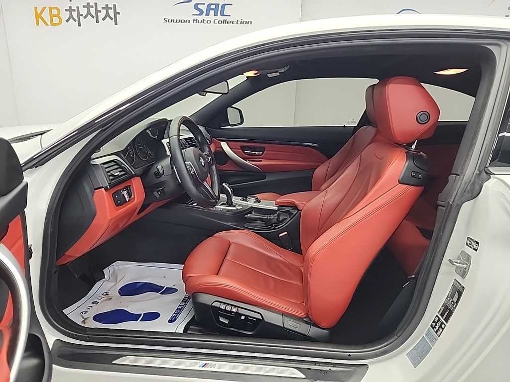 BMW 4시리즈 4시리즈 (F32) 420d xDRIVE 쿠페 M 스포츠 이미지 11