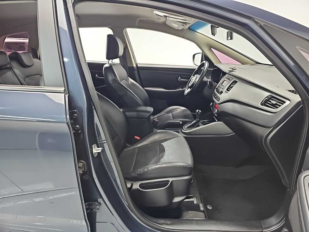 기아 카렌스 올뉴 카렌스 1.7 VGT 프레스티지 이미지 18