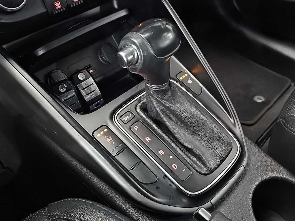 기아 카렌스 올뉴 카렌스 1.7 VGT 프레스티지 이미지 8