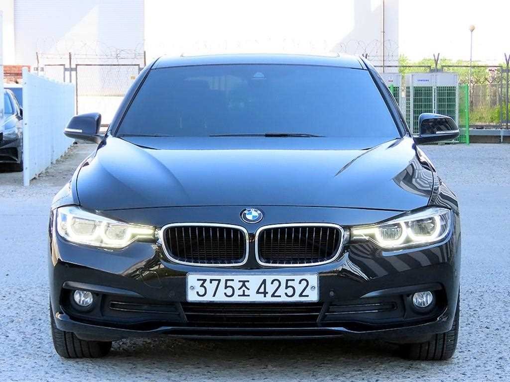 BMW 3시리즈 3시리즈 (F30) 320d 이미지 1