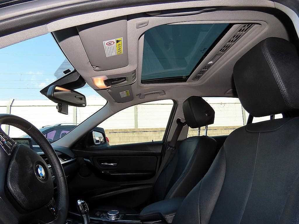 BMW 3시리즈 3시리즈 (F30) 320d 이미지 18