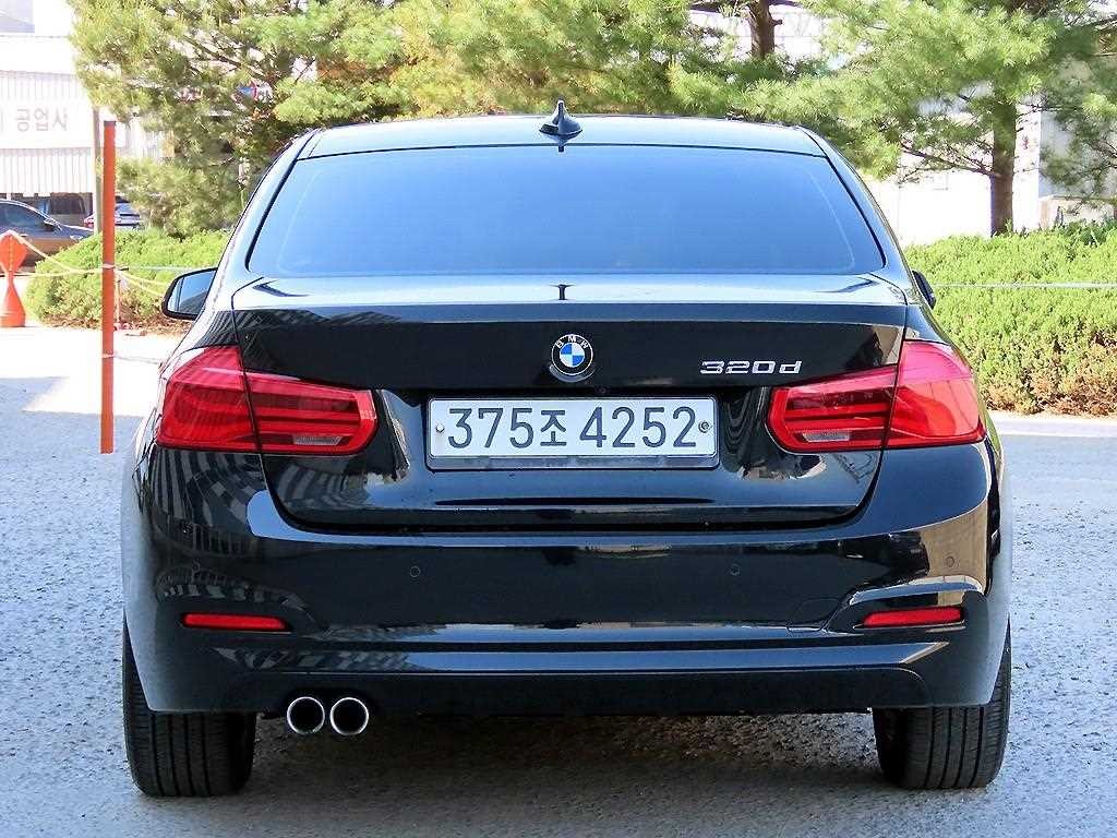 BMW 3시리즈 3시리즈 (F30) 320d 이미지 4