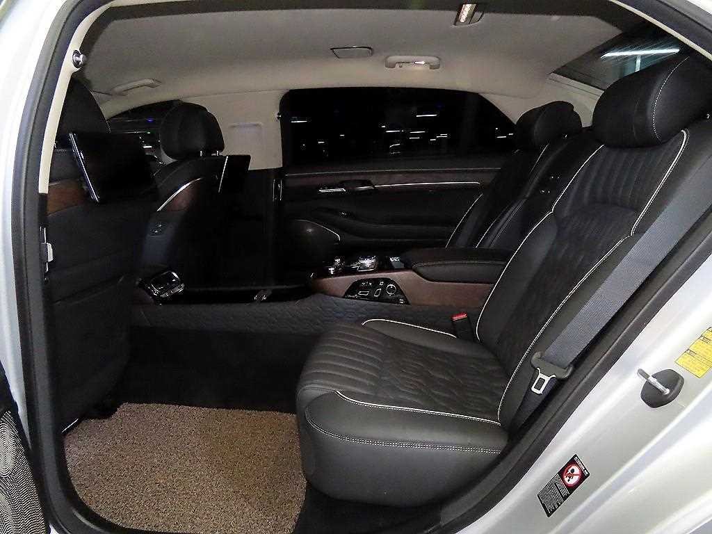 제네시스 G90 5.0 GDI AWD 리무진 프레스티지 이미지 7