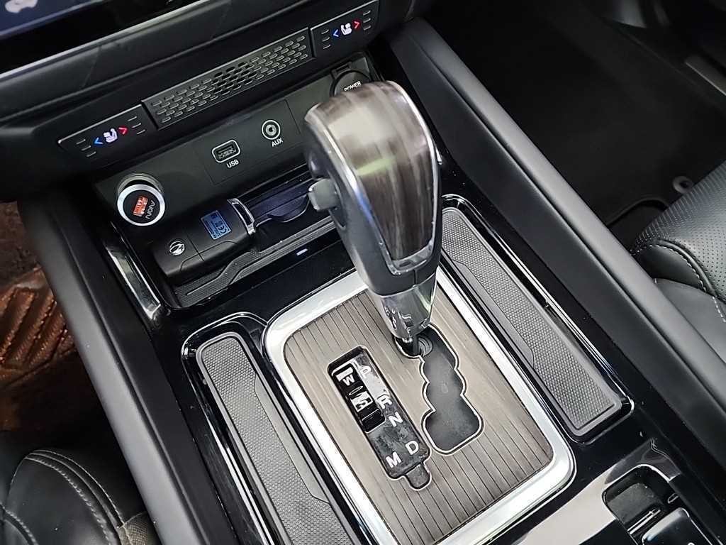 KG모빌리티(쌍용) 렉스턴 G4렉스턴 디젤 2.2 4WD 헤리티지 이미지 8