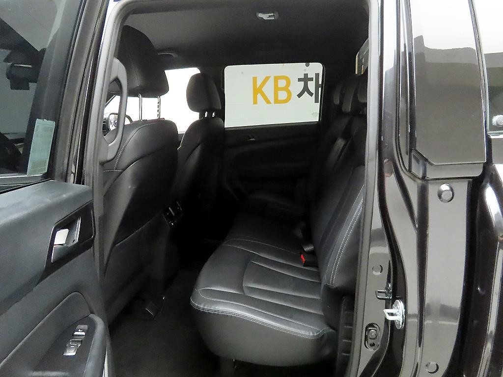 KG모빌리티(쌍용) 렉스턴 렉스턴 스포츠 칸 디젤 2.2 4WD 5링크 프레스티지 스페셜 이미지 15