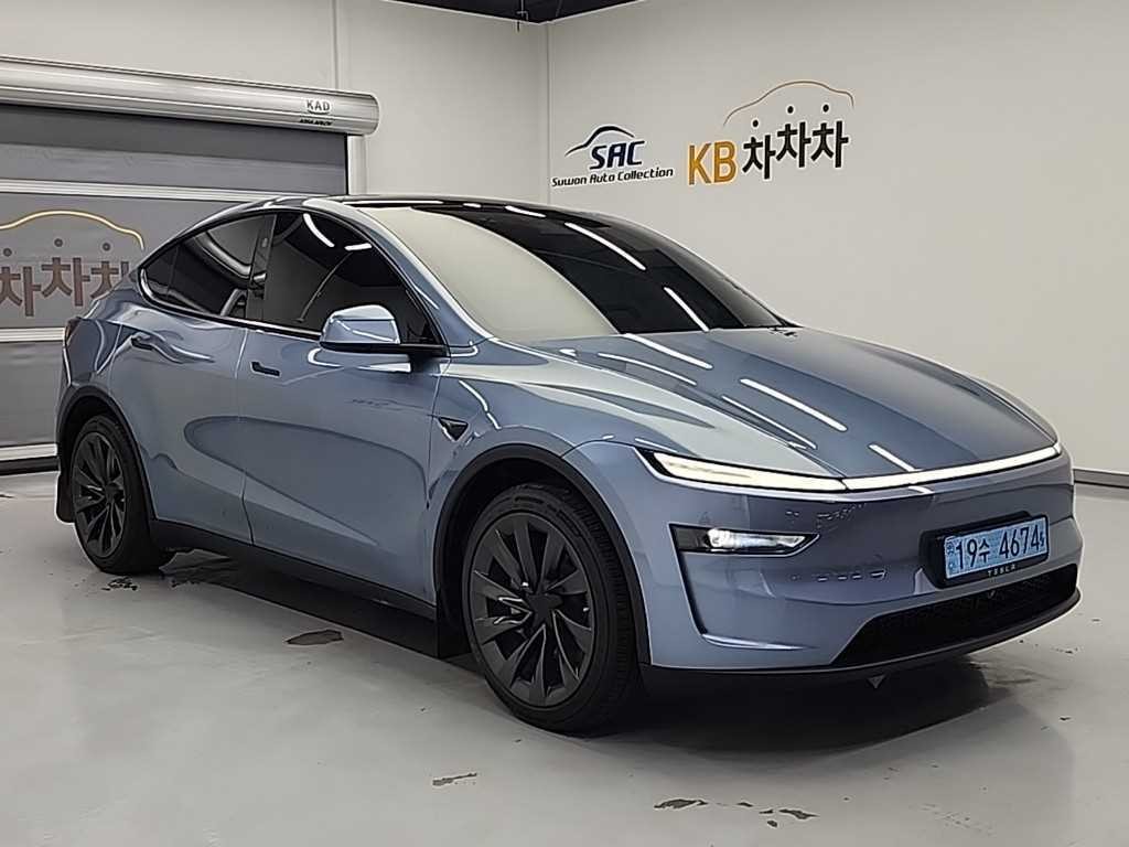 테슬라 모델 Y 롱 레인지 이미지 4