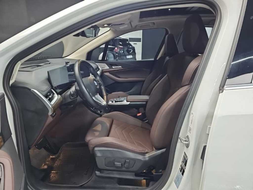 BMW 2시리즈 2시리즈 액티브 투어러 (U06) 220i 럭셔리 이미지 17