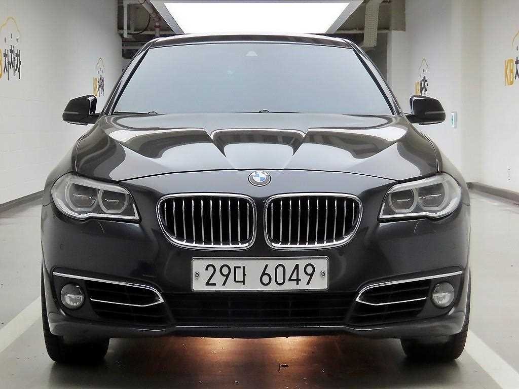 BMW 5시리즈 5시리즈 (F10) 528i xDrive 럭셔리 플러스 이미지 1
